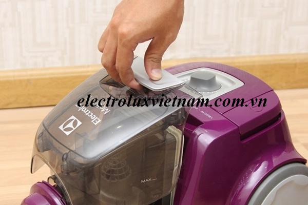 Cách vệ sinh máy hút bụi Electrolux